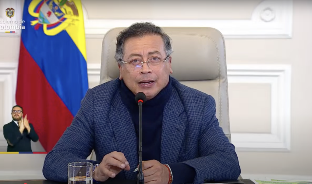 Președintele Columbiei, Gustavo Petro, investigat de justiția americană pentru legături cu traficanții de droguri Justiția americană a demarat o anchetă care îl vizează pe președintele Columbiei, Gustavo Petro, investigând posibile legături ale acestuia cu traficanți de droguri