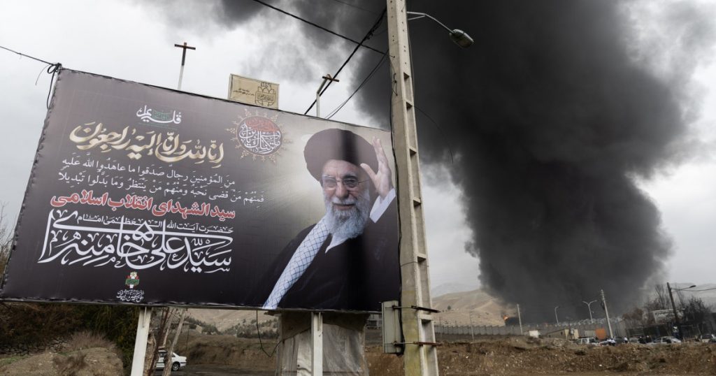 Luptă în interiorul Casei Albe privind războiul din Iran: consilierii lui Trump încearcă să influențeze traiectoria conflictului