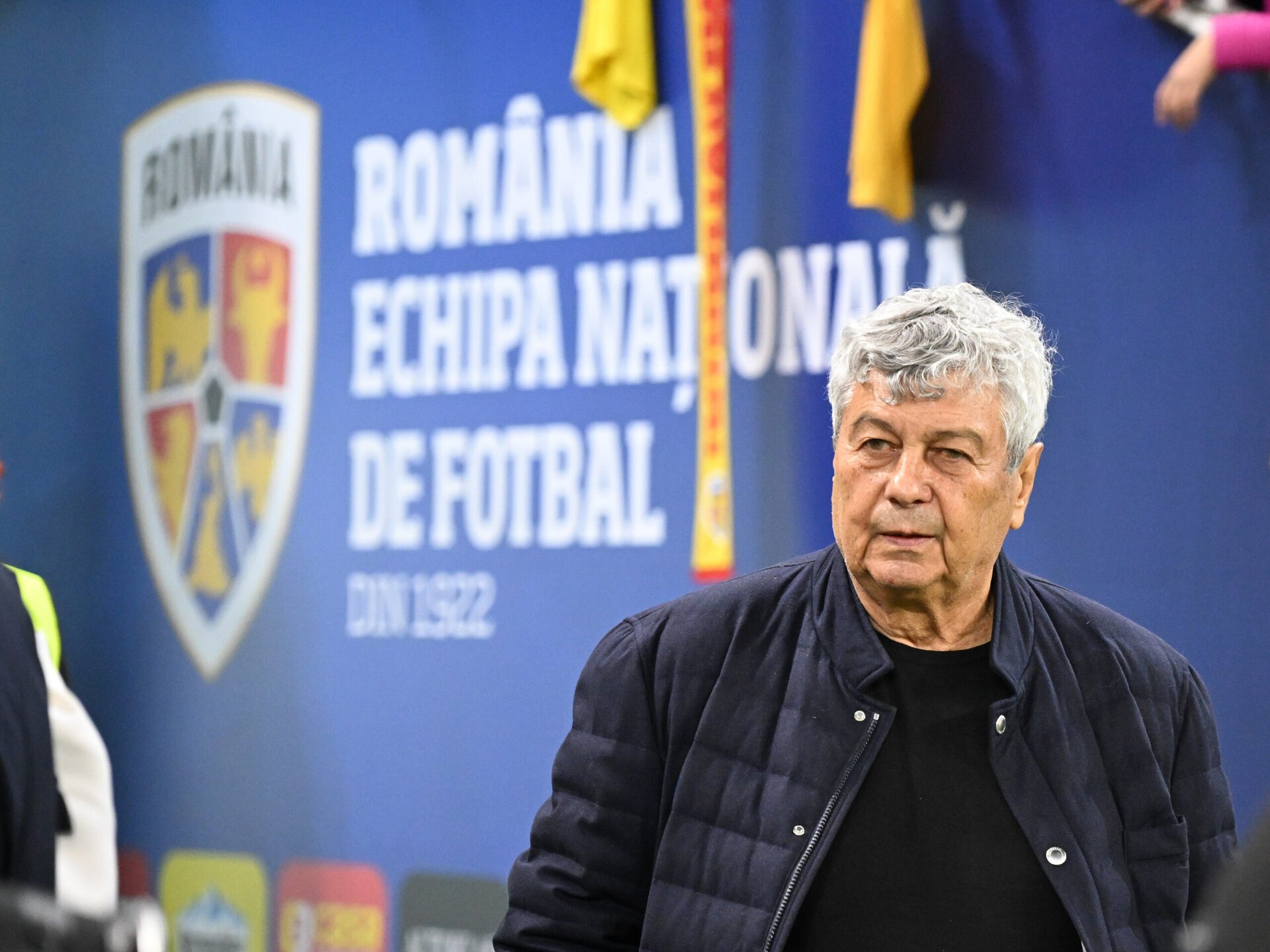 Vermeșan, surpriza lui Lucescu pentru barajul cu Turcia Selecționerul Mircea Lucescu a inclus atacantul Ioan Vermeșan, de la Hellas Verona, pe lista preliminară a jucătorilor convocați pentru barajul cu Turcia
