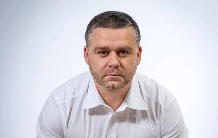 Simion, Dan și Bolojan, în fruntea încrederii politice, potrivit unui sondaj INSCOP Un sondaj INSCOP dezvăluie ierarhia încrederii și notorietății politicienilor români