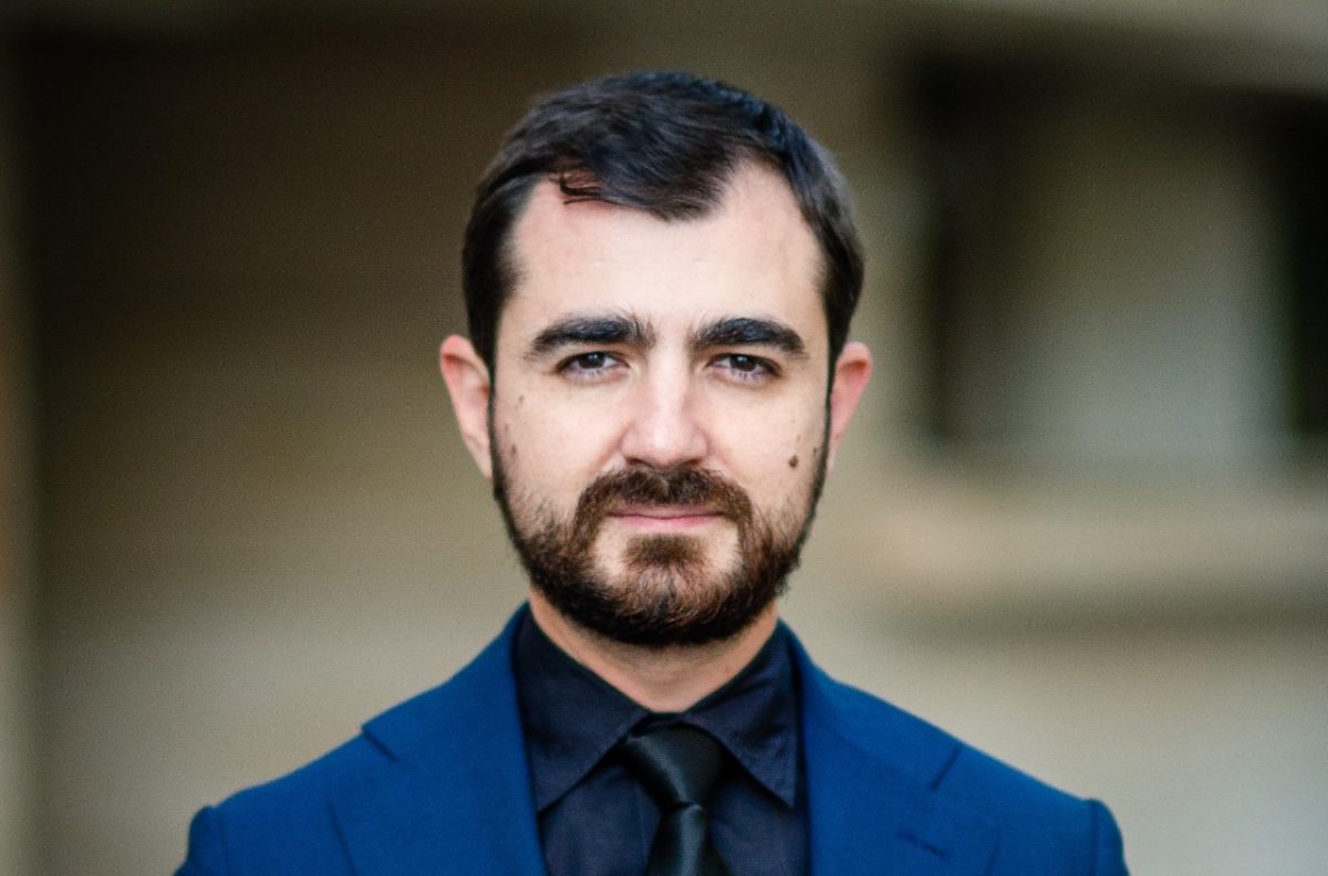 Claudiu Năsui critică intenția guvernului de a crește deficitul pentru a finanța pachetul de asistență socială Deputatul USR Claudiu Năsui a criticat, luni, propunerea de implementare a pachetului de asistență socială prin creșterea deficitului bugetar