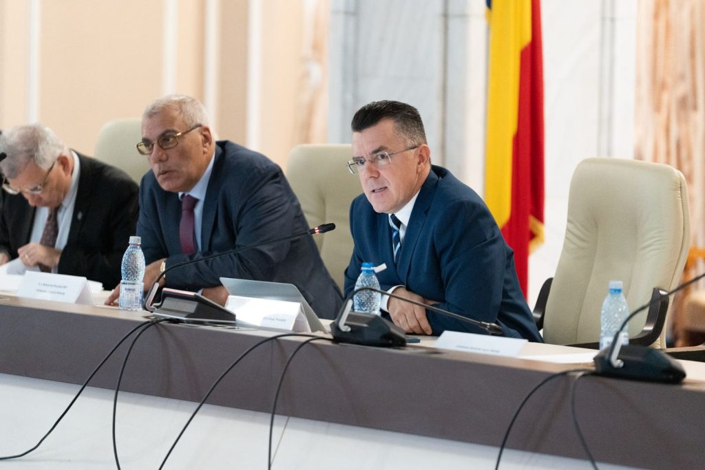 România și Orientul Mijlociu: O Relație în Standby și Viziunea Arabiei Saudite Relațiile diplomatice dintre România și statele din Orientul Mijlociu par să fi intrat într-o fază de stagnare, potrivit unor evaluări recente