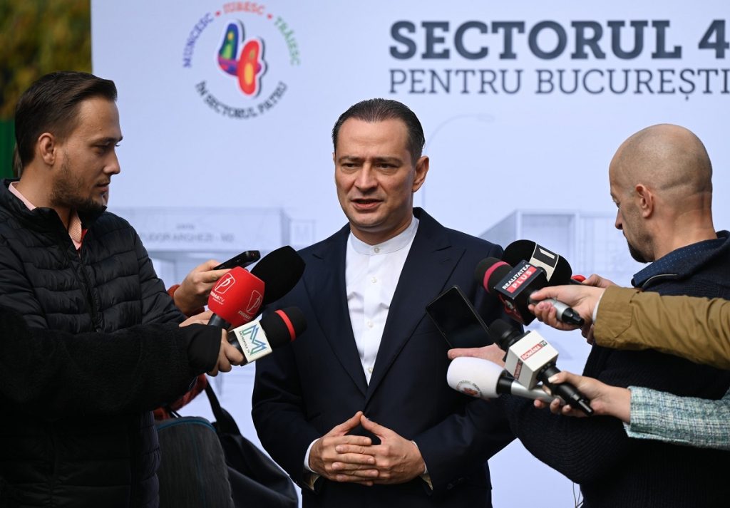 Primarul Sectorului 4, Daniel Băluță, salută reducerea schemei de personal la nivelul administrației locale, subliniind însă importanța realocării fondurilor economisite pentru investiții