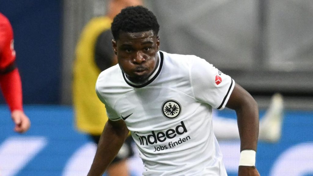 Junior Dina-Ebimbe n’a pas bien vécu son transfert avorté à Monaco