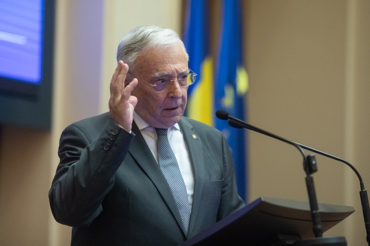 Conflictul din Orientul Mijlociu: Mugur Isărescu avertizează asupra impactului economic Bucureștiul se pregătește pentru posibile turbulențe economice