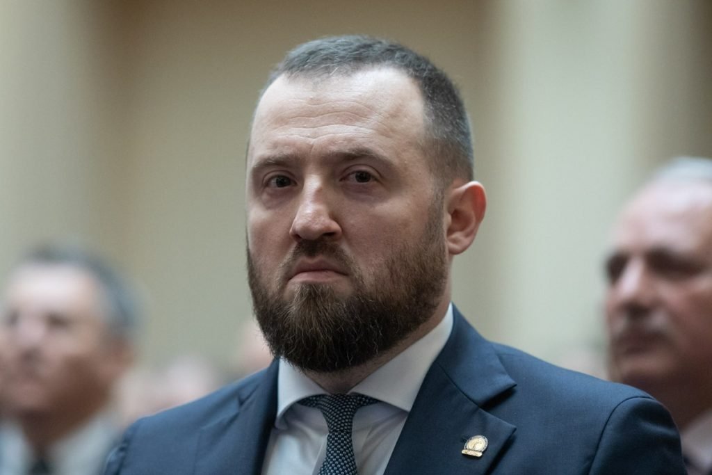 Voineag, blocat în cursa pentru funcția de adjunct al procurorului general Procurorul șef al Direcției Naționale Anticorupție (DNA), Marius Voineag, nu a reușit să obțină votul necesar pentru a ocupa funcția de adjunct al procurorului general al României