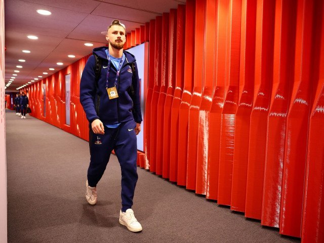 Foto | Imaginile spun totul! Cum a fost surprins Drăgușin, în minutul 89 al meciului Atletico