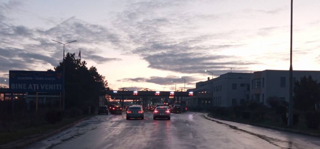 Ungheni-Ungheni, un nou punct de frontieră româno-moldovean Guvernul României a aprobat, joi, includerea noului punct rutier de trecere a frontierei Ungheni – Ungheni în acordul bilateral cu Republica Moldova