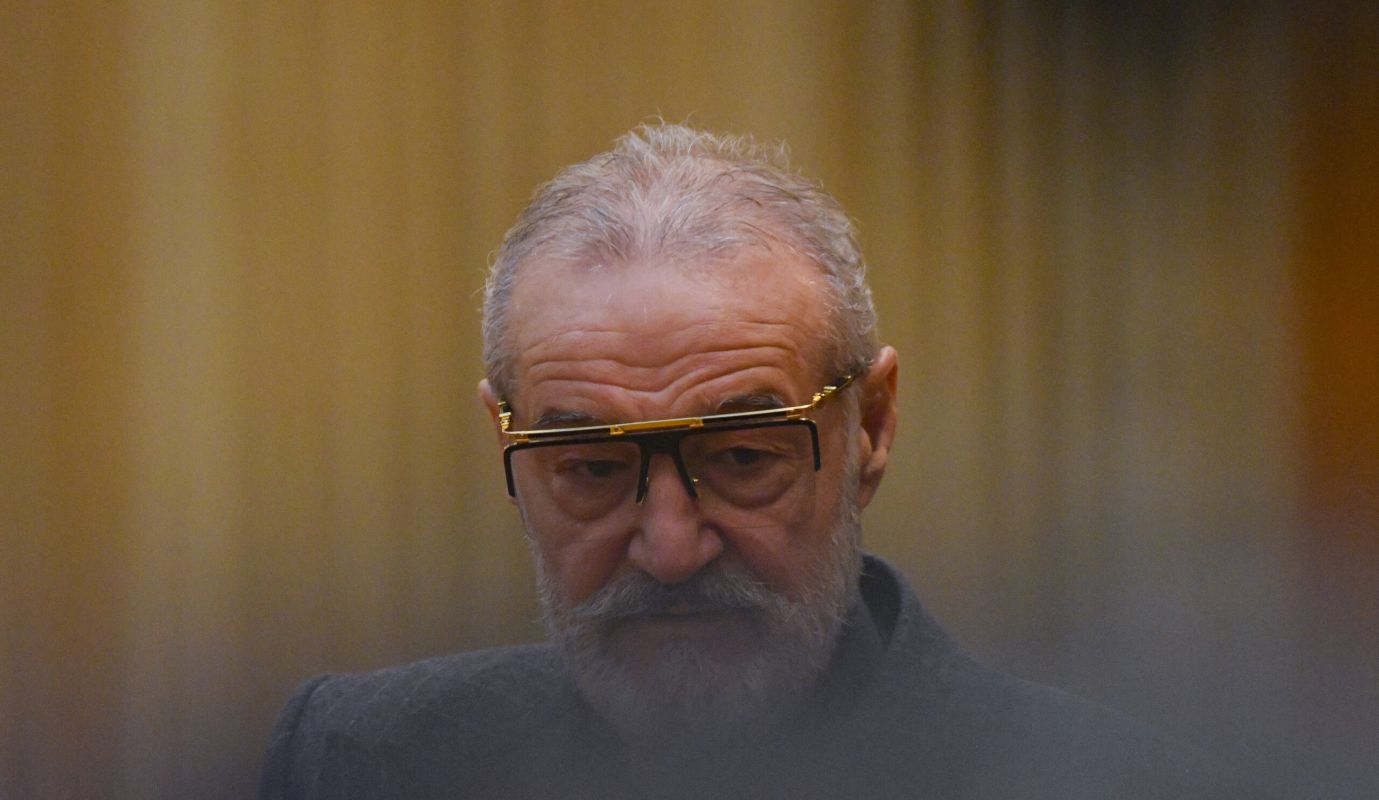 Becali pierde procesul cu Poliția Rutieră, dar încă poate conduce Gigi Becali, patronul clubului FCSB, a fost învins în instanță într-un proces intentat Poliției Rutiere