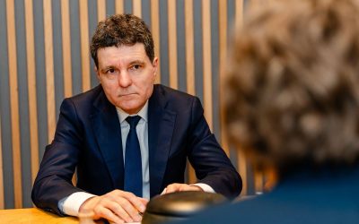 Nicușor Dan susține reforma companiilor, solicitată de oana gheorghiu