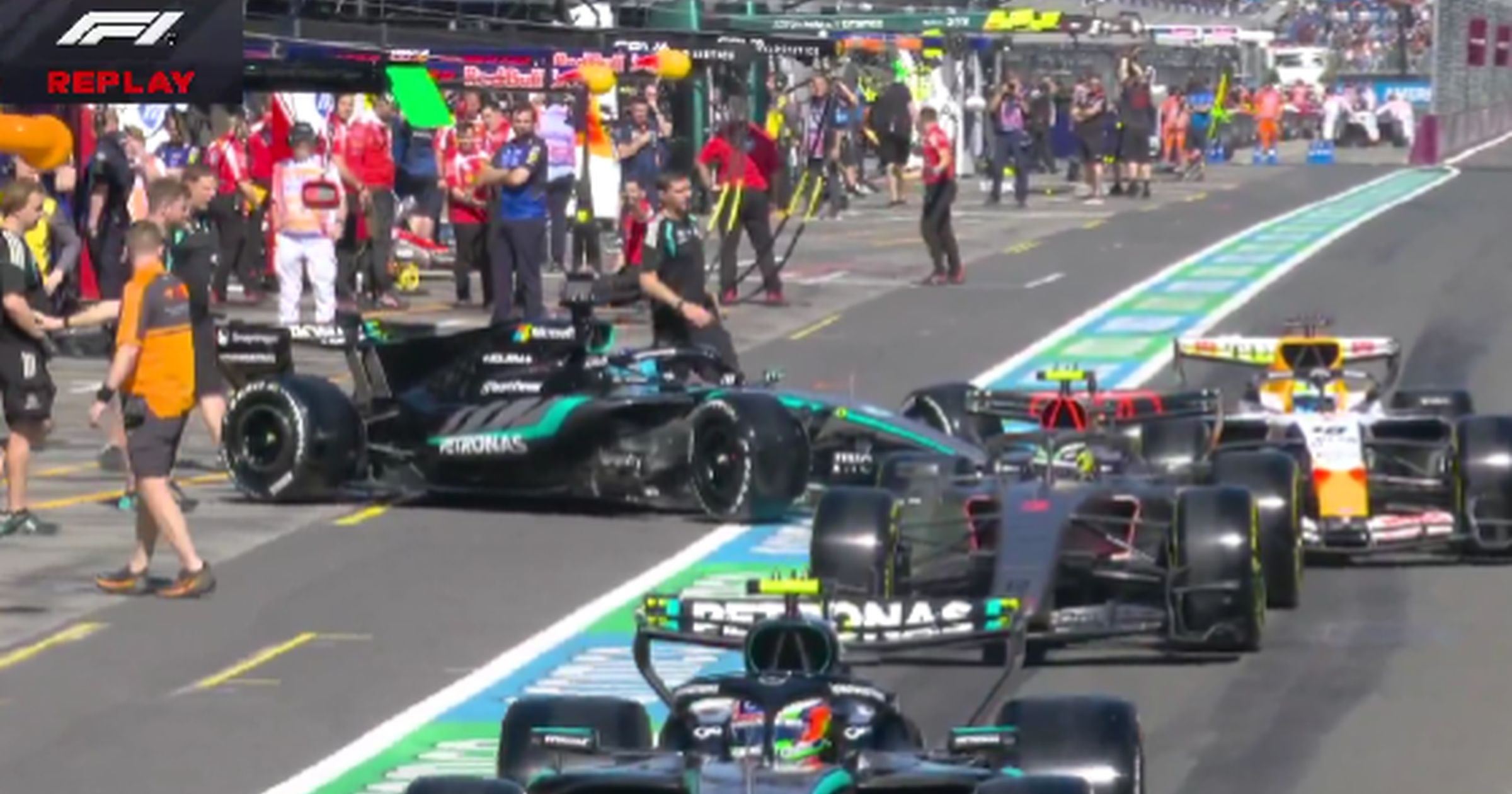 Sezonul în Formula 1 a început într-un haos total! Ce s-a întâmplat în prima şedinţă de antrenamente din MP al Australiei