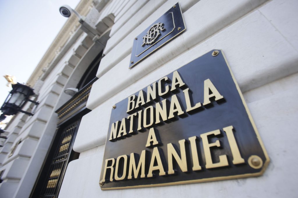 BNR scoate la vânzare o replică din argint a monedei de 5 lei cu Carol I Banca Națională a României (BNR) va lansa pe piață, începând cu 16 martie, o reproducere din argint a monedei de cinci lei din 1880, care îl înfățișează pe Regele Carol I
