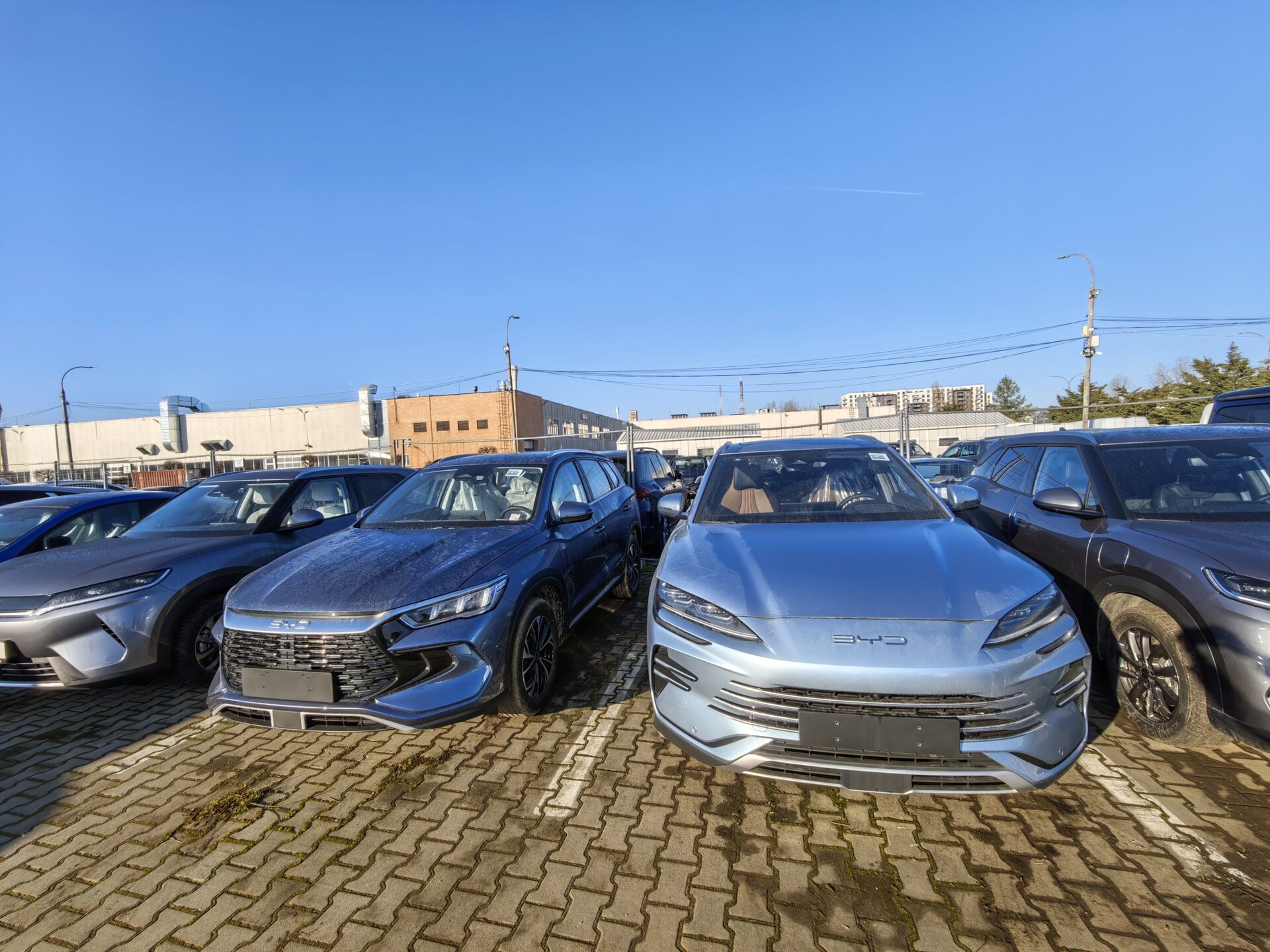 BYD și Donut Lab zguduie piața bateriilor electrice cu tehnologii de încărcare ultra-rapidă Producătorul chinez de vehicule electrice BYD și startup-ul Donut Lab revoluționează piața bateriilor, demonstrând capacități impresionante de încărcare ultra-rapidă