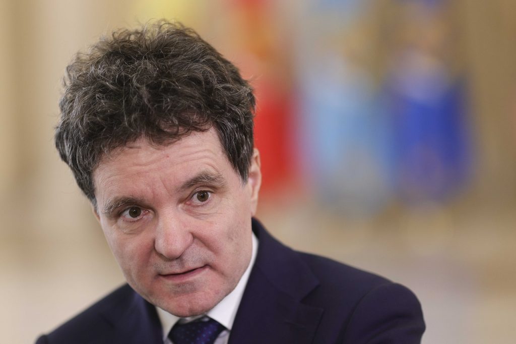 România se alătură eforturilor pentru libera navigație în Strâmtoarea Ormuz Primarul general al Capitalei, Nicușor Dan, a anunțat că România se va alătura eforturilor internaționale de a asigura libertatea de navigație în Strâmtoarea Ormuz