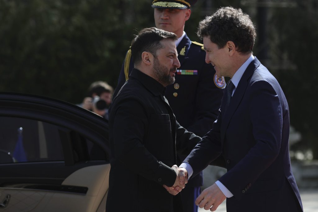 Acord istoric la Cotroceni: România și Ucraina semnează parteneriat strategic București, 28 martie 2024 – Președinții Nicușor Dan și Volodimir Zelenski au semnat, joi, la Palatul Cotroceni, un parteneriat strategic bilateral