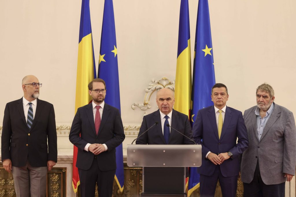 Fritz acuză PSD de incoerență politică, invocând votul moțiunii împotriva Dianei Buzoianu Președintele USR, Dominic Fritz, a criticat dur Partidul Social Democrat (PSD), acuzând formațiunea politică de inconsecvență în abordarea politică