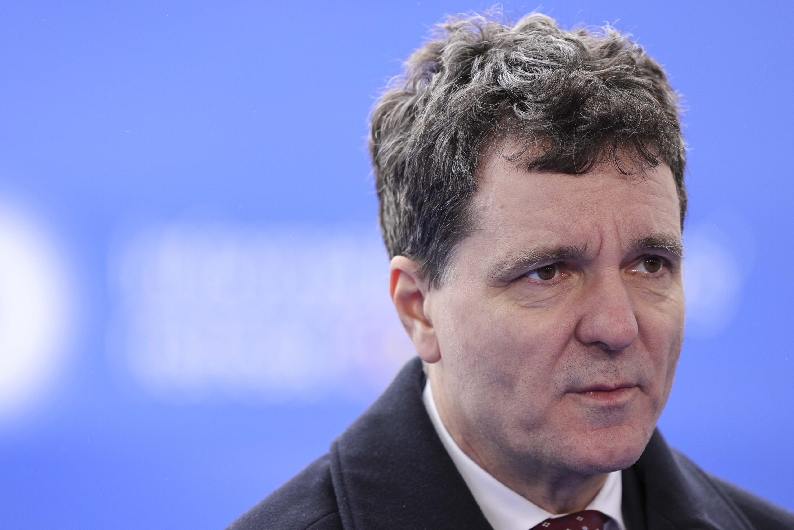 Nicușor Dan, despre atacul SUA-Israel în Iran: Prima reacție a primarului capital
Alternative (în funcție de focusul dorit):

Dan, despre Iran: Reacția primarului general după atac
Atac Iran: Ce spune Nicușor Dan, primarul Capitalei
