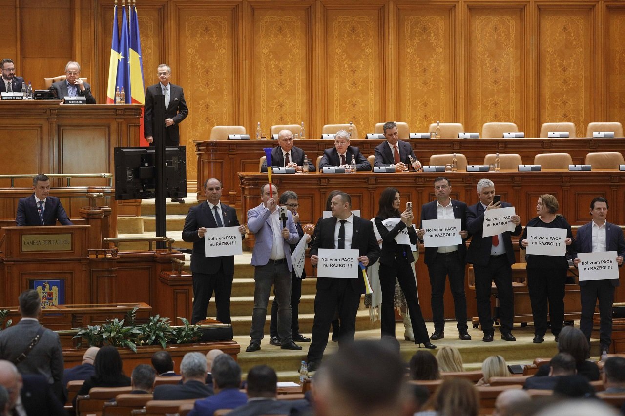 Alina Gorghiu: Sancțiuni pentru parlamentarii sos românia, după incidentele din plen