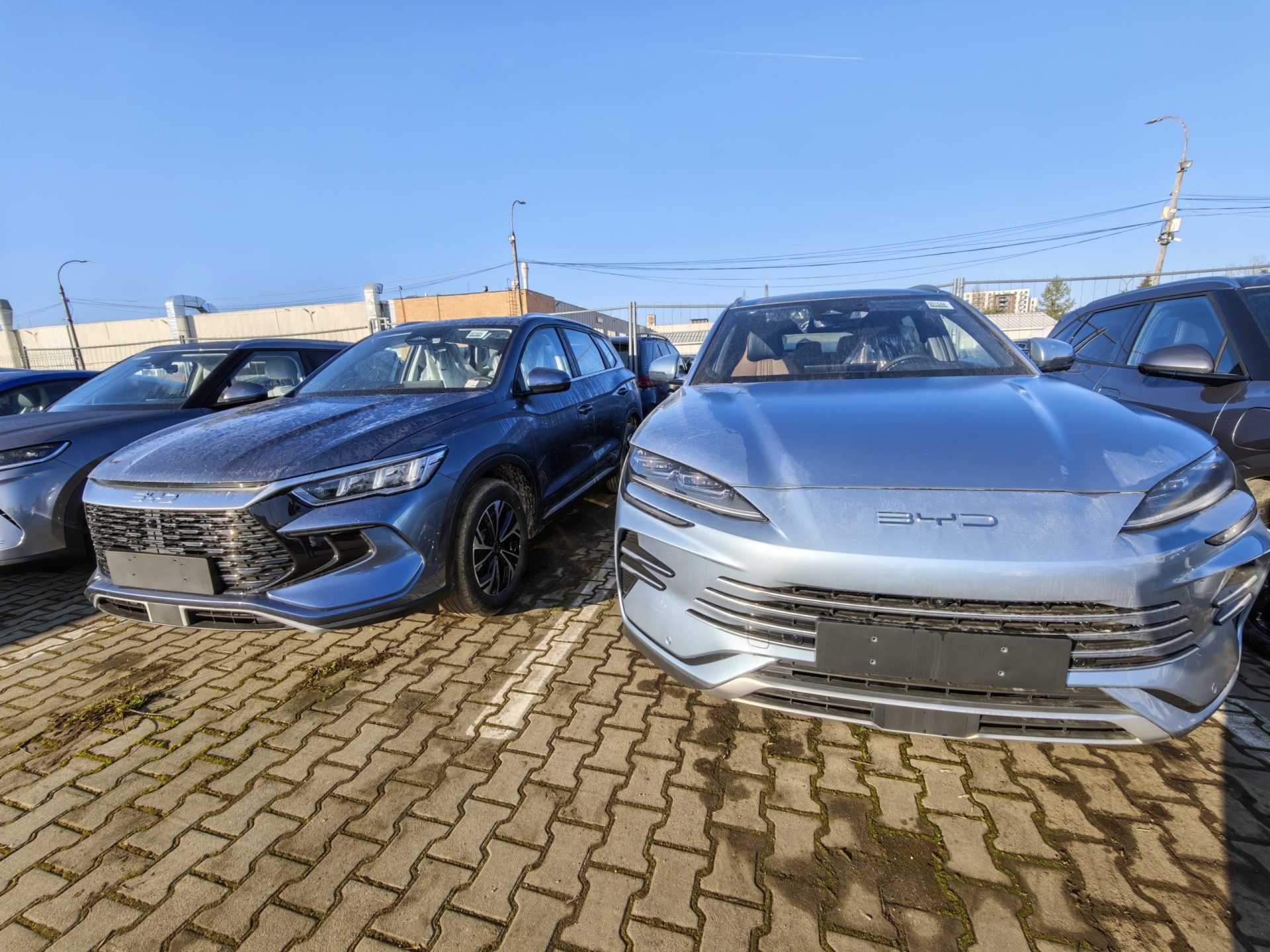 Industria auto virează spre noi direcții: companiile se adaptează pentru a supraviețui Schimbări majore zguduie industria auto, forțând companiile să se adapteze rapid pentru a face față noilor realități