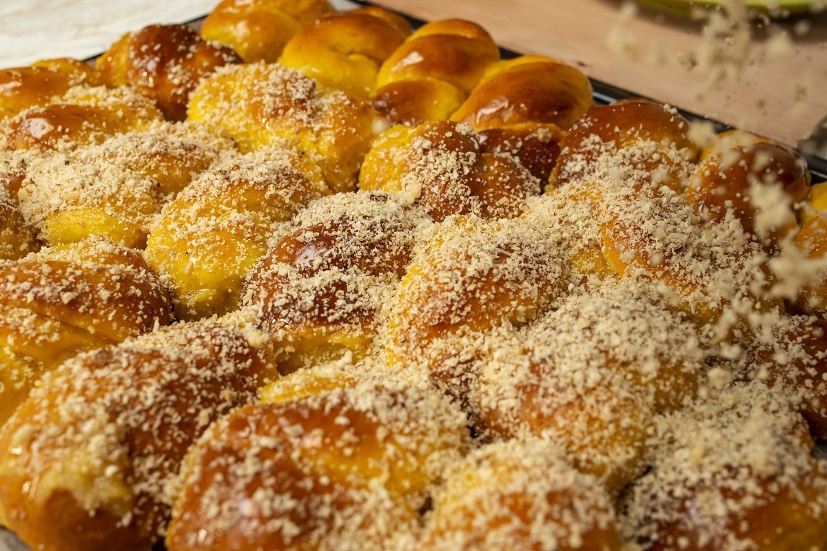Mucenicii moldovenești: cum să obții un desert tradițional perfect Pentru a celebra ziua de 9 martie și sărbătoarea Mucenicilor, gospodinele se pregătesc să prepare delicioșii mucenici moldovenești