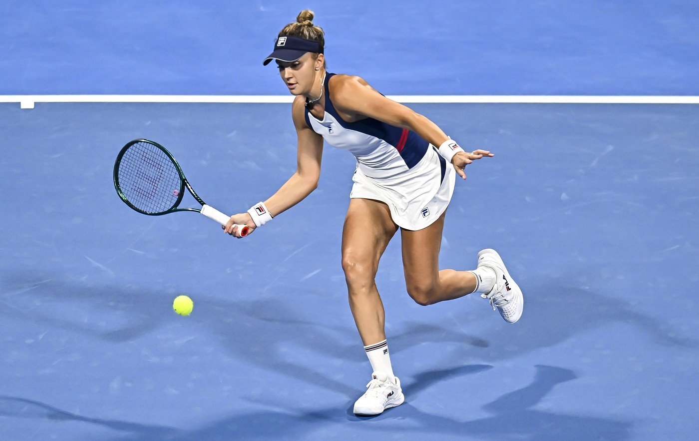 Cristian și Cîrstea joacă pentru un premiu consistent la Indian Wells Jaqueline Cristian și Sorana Cîrstea au reușit să se califice în tururile superioare ale turneului de tenis de la Indian Wells, asigurându-și astfel un premiu financiar important