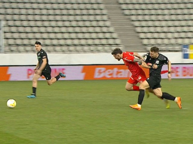 Dinamo și Metalul Buzău au remizat, scor 0-0, într-un meci crucial pentru calificarea în semifinalele competiției