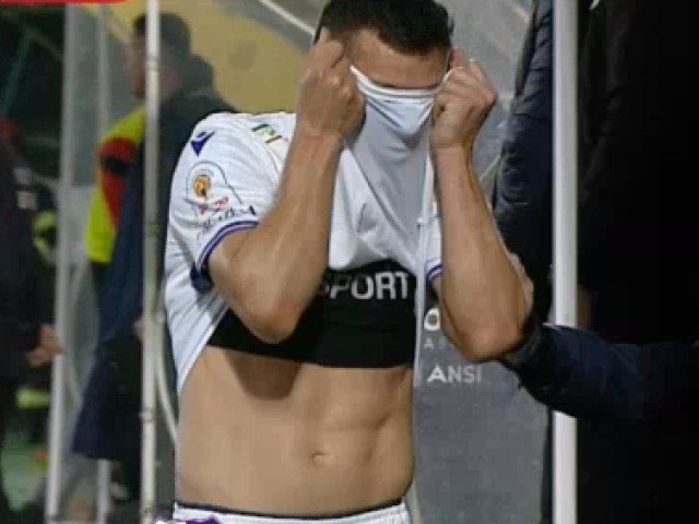 Scandal la meciul Argeș – Bistrița: Rață, eliminat după un acces de furie Un moment tensionat a marcat partida de fotbal dintre echipele Argeș și Bistrița, disputată recent