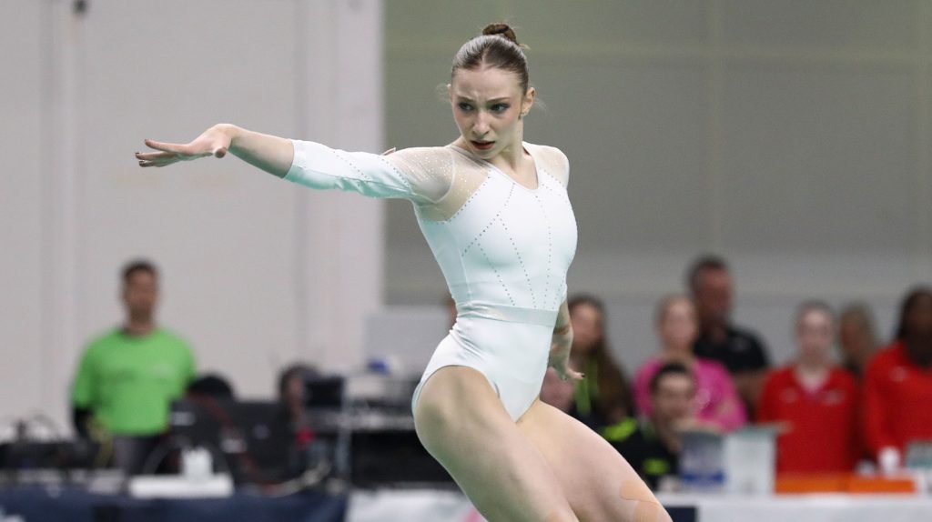 Ana Bărbosu, la duel cu Jordan Chiles: Gimnasta româncă a evitat discuțiile despre controversa de la Paris Ana Bărbosu, gimnasta română care concurează pentru Universitatea Stanford, se pregătește pentru un duel așteptat cu vedeta americană Jordan Chiles, de la UCLA