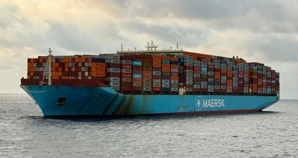 Maersk oprește tranzitul prin strâmtoarea Ormuz, decide compania daneză.