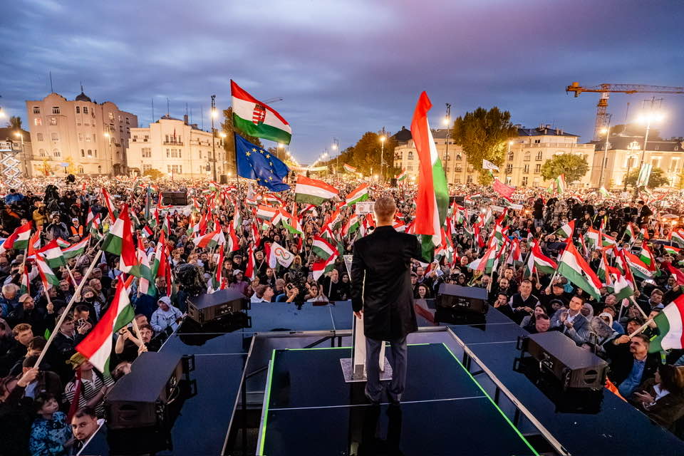 Peter magyar, marș istoric la budapesta: „orban nu va învinge, ca rușii în trecut”