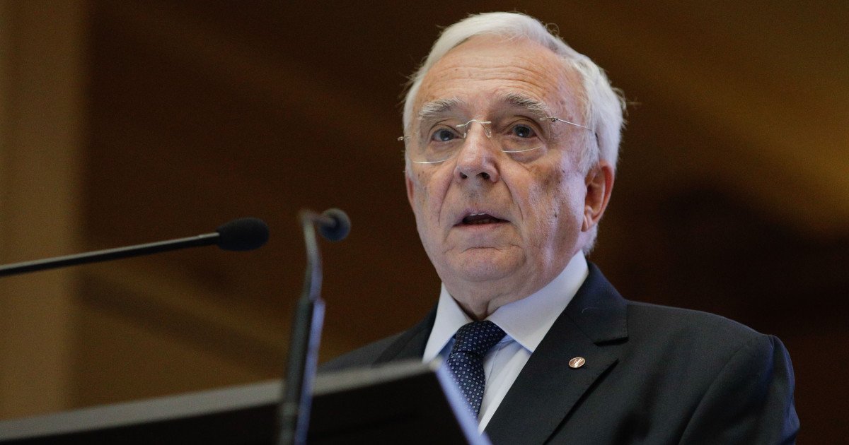 Deepfake cu Isărescu: Nouă tentativă de fraudă financiară.
Experții avertizează asupra înșelătoriilor.