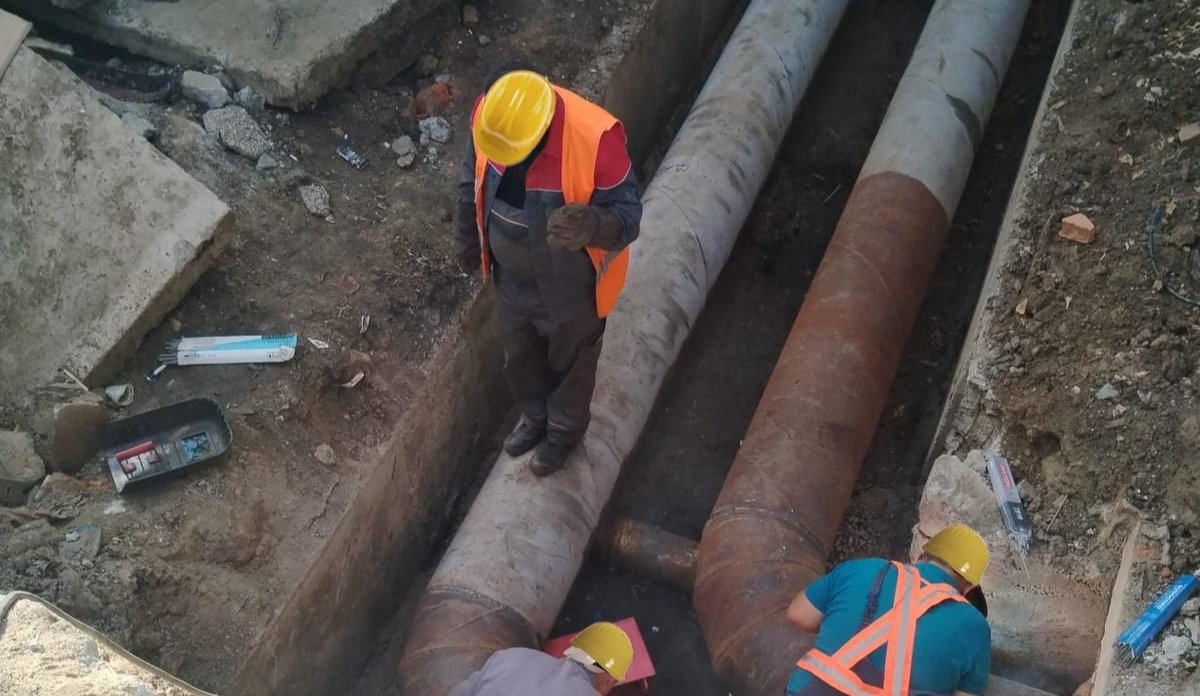 Modernizarea termoficării din București: 4,4 milioane de euro pe kilometru de magistrală Consiliul General al Municipiului București va supune la vot, pe 2 aprilie, un proiect de hotărâre privind continuarea modernizării sistemului de termoficare