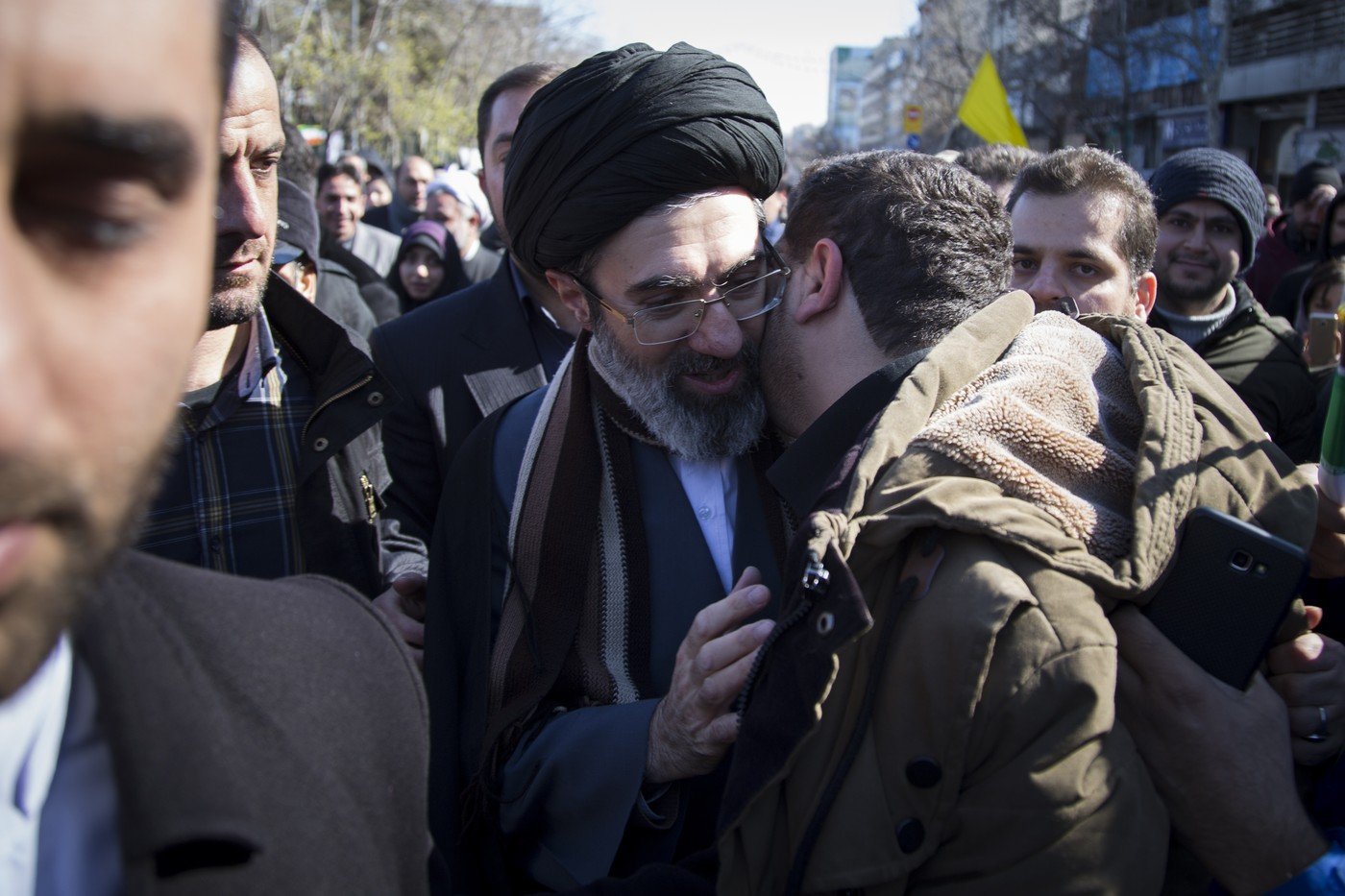 Cine este Mojtaba Khamenei, care ar fi fost ales noul lider suprem al Iranului