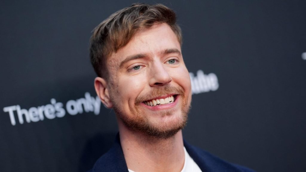 MrBeast, unul dintre cei mai populari creatori de conținut la nivel mondial, a intrat în domeniul serviciilor financiare pentru tineri prin achiziția aplicației Step