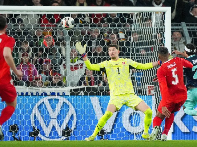 Spectacol de goluri în amicalele de vineri: Germania învinge Elveția într-un meci palpitant Finalul de săptămână a adus o serie de meciuri amicale spectaculoase, cu echipe naționale din Europa oferind show pentru fanii fotbalului