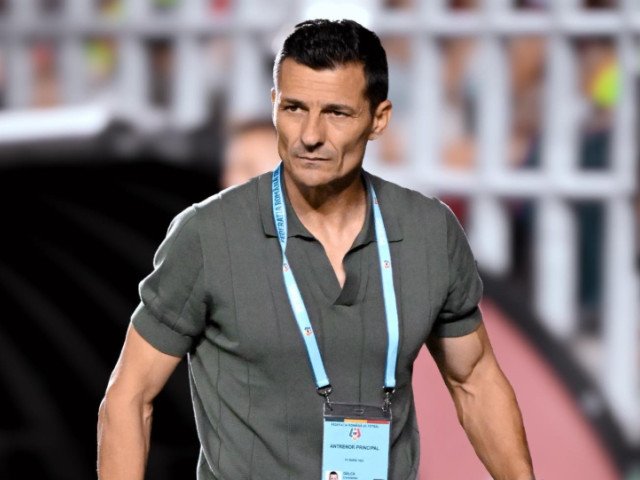 Tragedie pentru Costel Gâlcă: Antrenorul Rapidului își pierde tatăl Cu tristețe, fotbalul românesc este zguduit de o nouă pierdere
