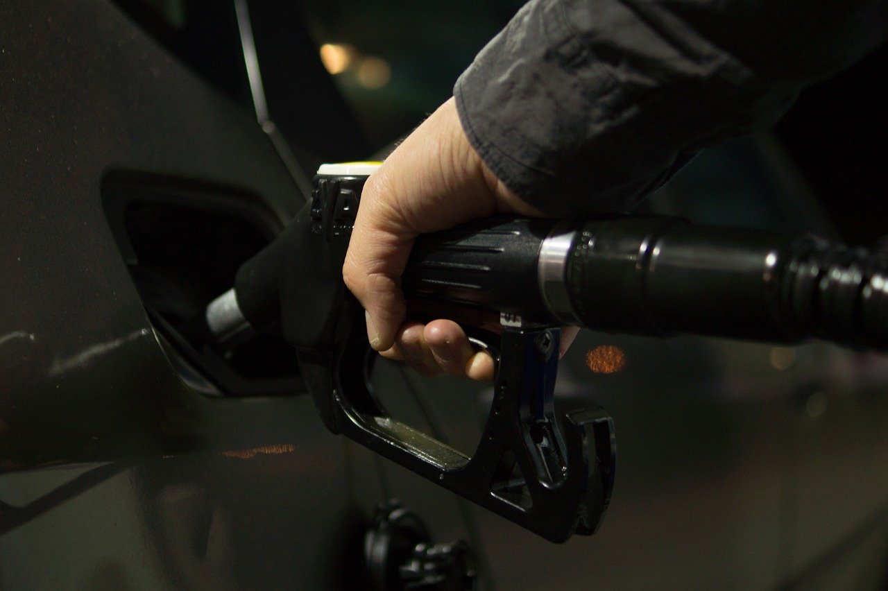 Nicușor Dan speră la o scădere a prețului carburanților până la ședința de guvern de joi Președintele Nicușor Dan a declarat că speră ca până la ședința de guvern de joi să se ajungă la o formulă pentru reducerea prețului carburanților