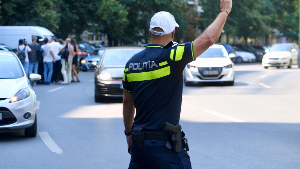 Noi sisteme ale Poliției Române scanează numerele de înmatriculare ale mașinilor în trafic, permițând depistarea rapidă a vehiculelor cu probleme