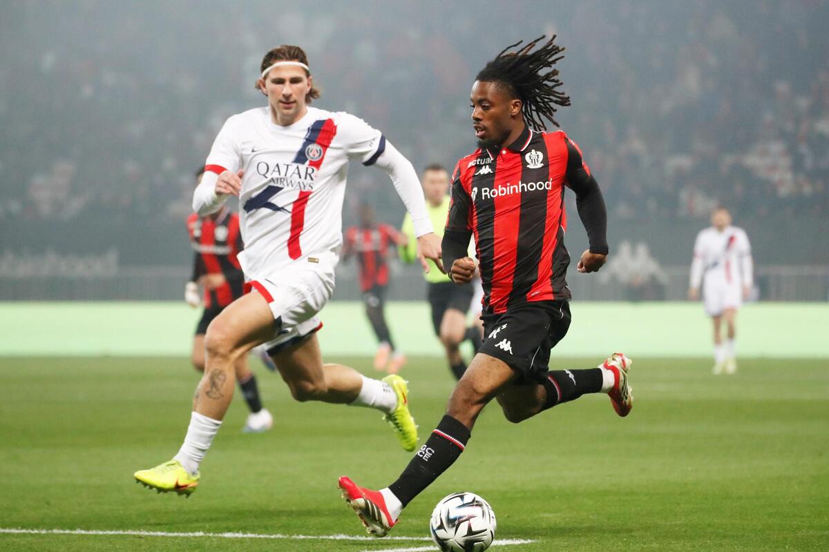 Nice cedează în fața lui PSG și se apropie de zona retrogradării Nice a suferit o înfrângere pe teren propriu în fața lui Paris Saint-Germain, scor 0-3, într-un meci crucial pentru lupta de menținere în Ligue 1