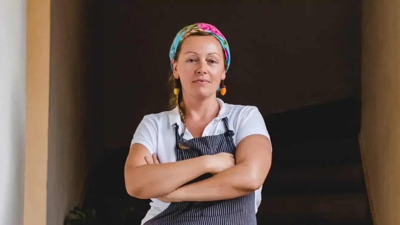 Amenzi usturătoare pentru restaurantele care nu raportează risipa alimentară Operatorii din sectorul agroalimentar, inclusiv restaurantele și alte afaceri din HoReCa, au obligația de a raporta până la 31 martie 2026 datele referitoare la reducerea risipei alimentare aferente anului 2025