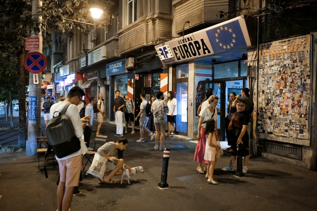 Filme românești la europa: „filantropica”, „cravata galbenă” și „două lozuri”