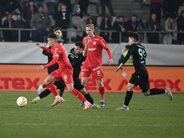Dinamo țintește trofeul după calificarea în semifinale Bucuria calificării în semifinalele Cupei României a fost acompaniată de dezvăluirea obiectivului clar al echipei Dinamo: câștigarea trofeului