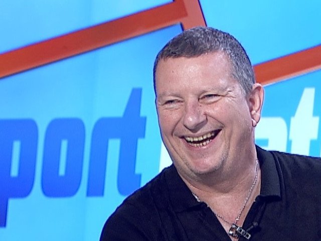 Dănciulescu, reacție după ce Chirilă a vorbit despre contractul cu Dinamo Fostul mare fotbalist dinamovist Ionel Dănciulescu a reacționat la declarațiile controversate ale lui Ionuț Chirilă, antrenorul care a afirmat că are ”contractul cu Dinamo pe masă”