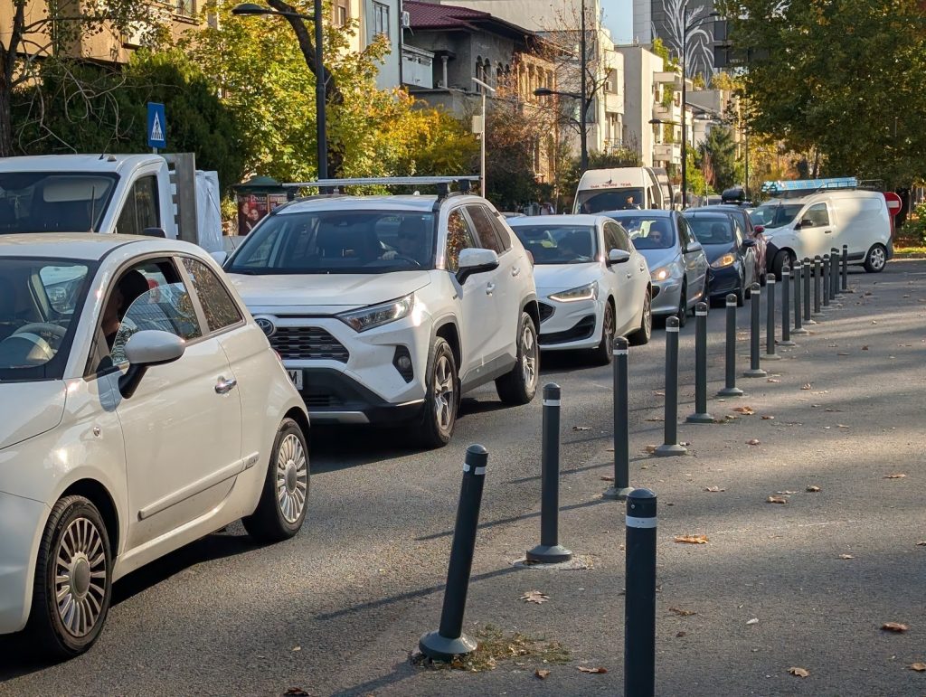 România, aproape de coada clasamentului privind transparența istoricului auto România se situează pe locul 22 din 25 de țări evaluate în ceea ce privește transparența datelor referitoare la istoricul autovehiculelor second-hand importate