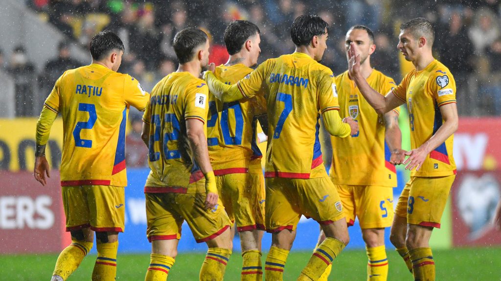 Fostul jucător de la Fenerbahce, Sabin Ilie, critică dur șansele „tricolorilor” în fața Turciei Sabin Ilie, fost jucător la Fenerbahce, este sceptic în privința șanselor echipei naționale a României în barajul pentru calificarea la Campionatul Mondial împotriva Turciei
