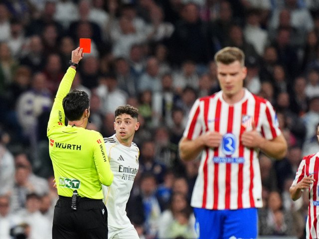 ROȘU direct și penalty în Real Madrid