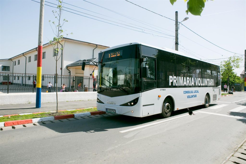 Modificări majore în transportul public metropolitan din București-Ilfov Începând cu sâmbătă, 28 martie 2026, locuitorii din zona metropolitană București-Ilfov vor resimți o serie de schimbări în ceea ce privește transportul public