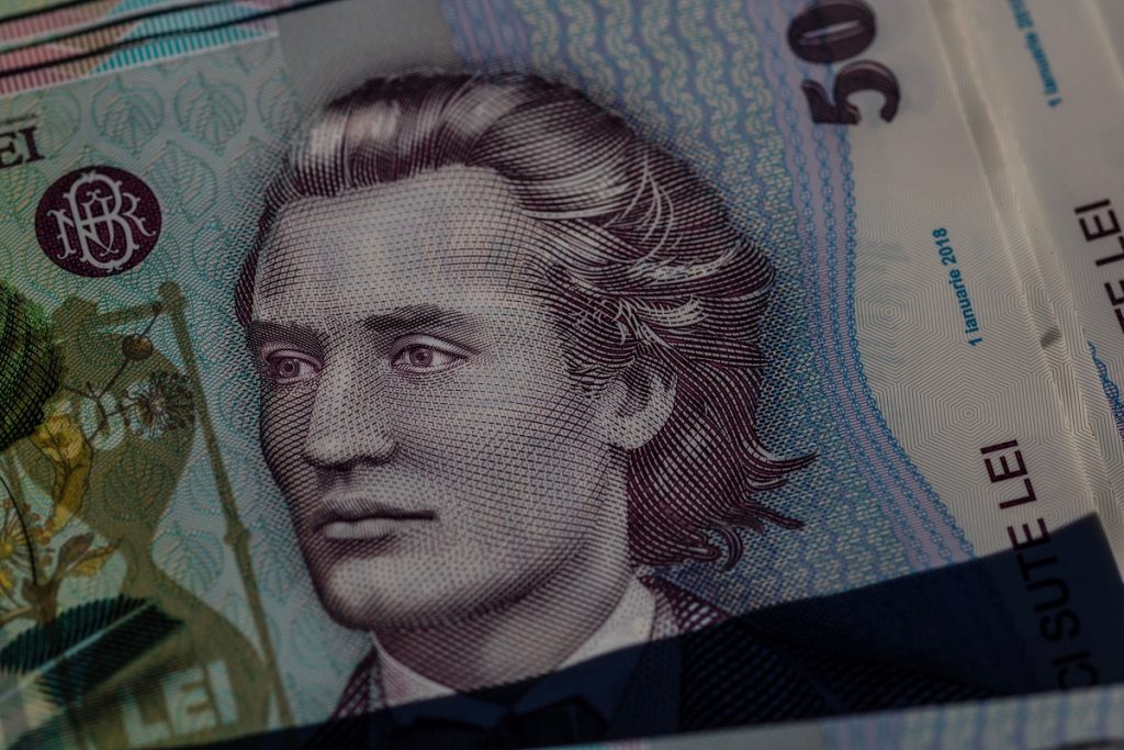 Semnele unei bancnote false: Cum o verifici Rapid