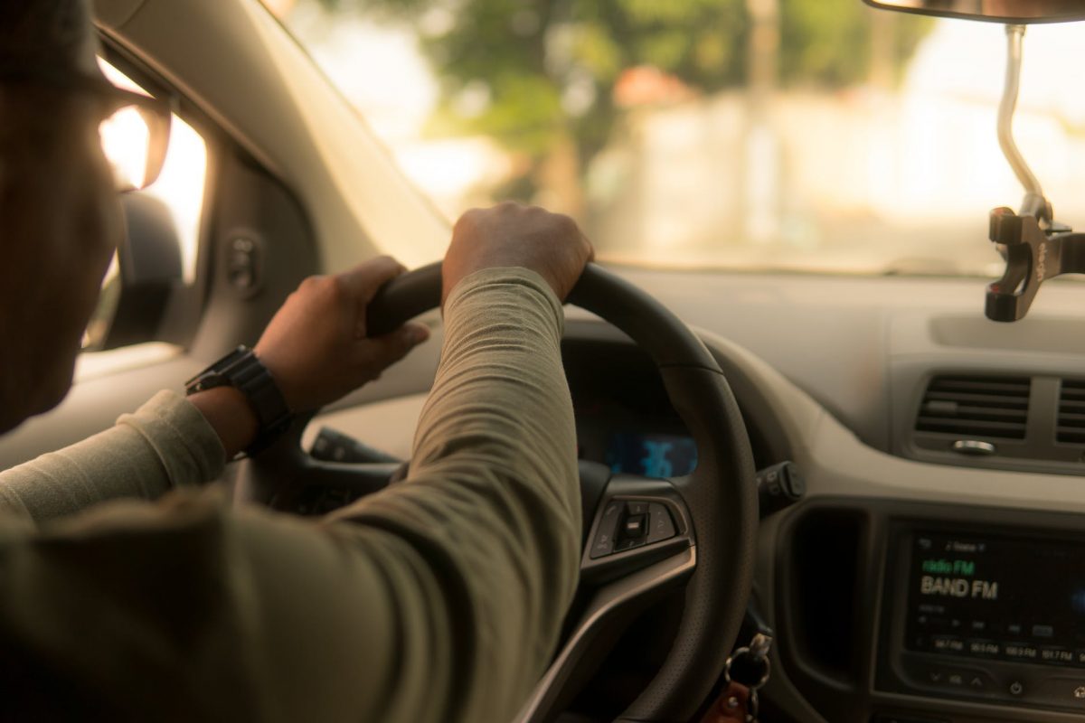 Șoferii riscă suspendarea permisului dacă nu plătesc amenzile: Noile reguli intră în vigoare din august 2026 Începând cu 25 august 2026, șoferii care nu își achită amenzile de circulație riscă suspendarea permisului de conducere
