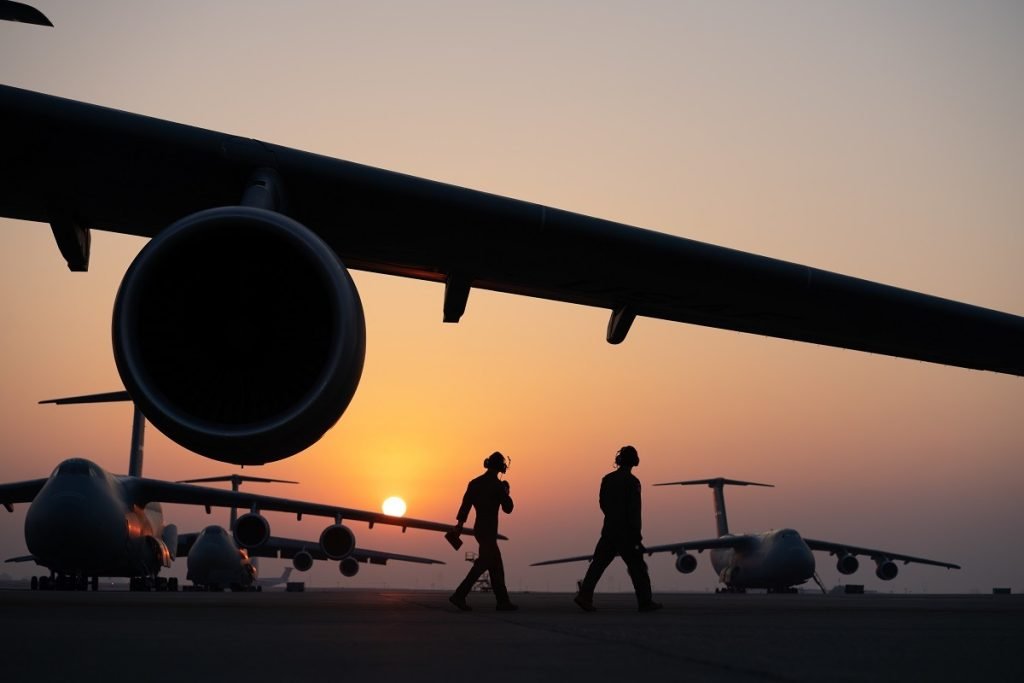 Avion american de realimentare prăbușit în Irak: 4 morți